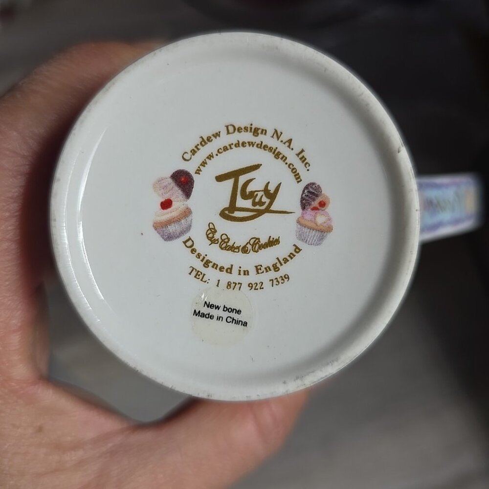 Cardew Designs Bone China Coffee Mugs Cups Cupcakes & Cookies TGUY 12 Oz SetOf2 - Picture 8 of 8